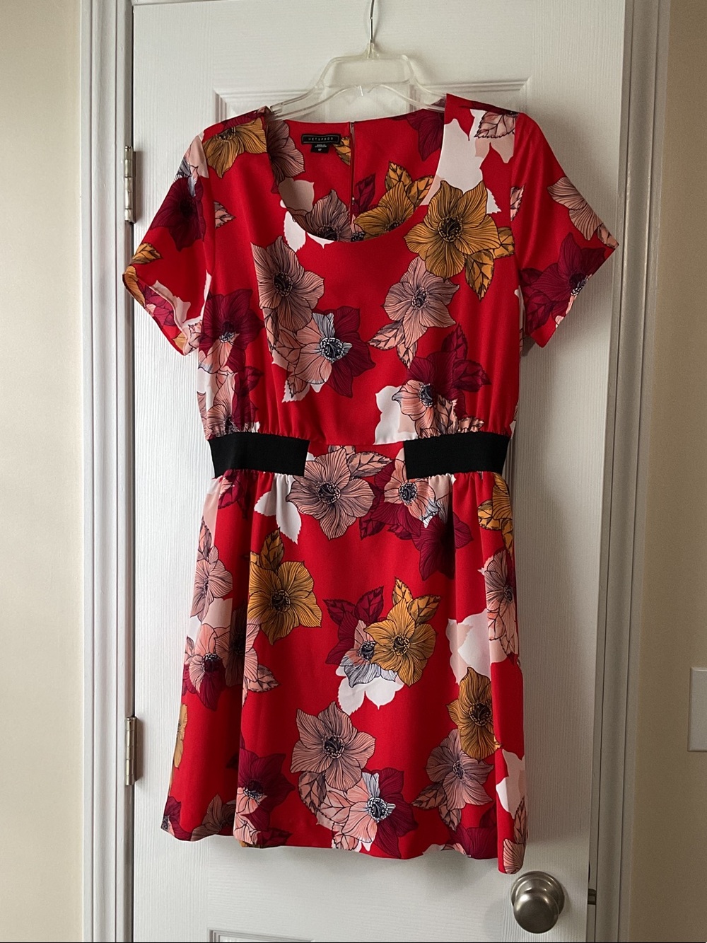 Metaphor Red Floral Short Sleeve Dress with Black Waist